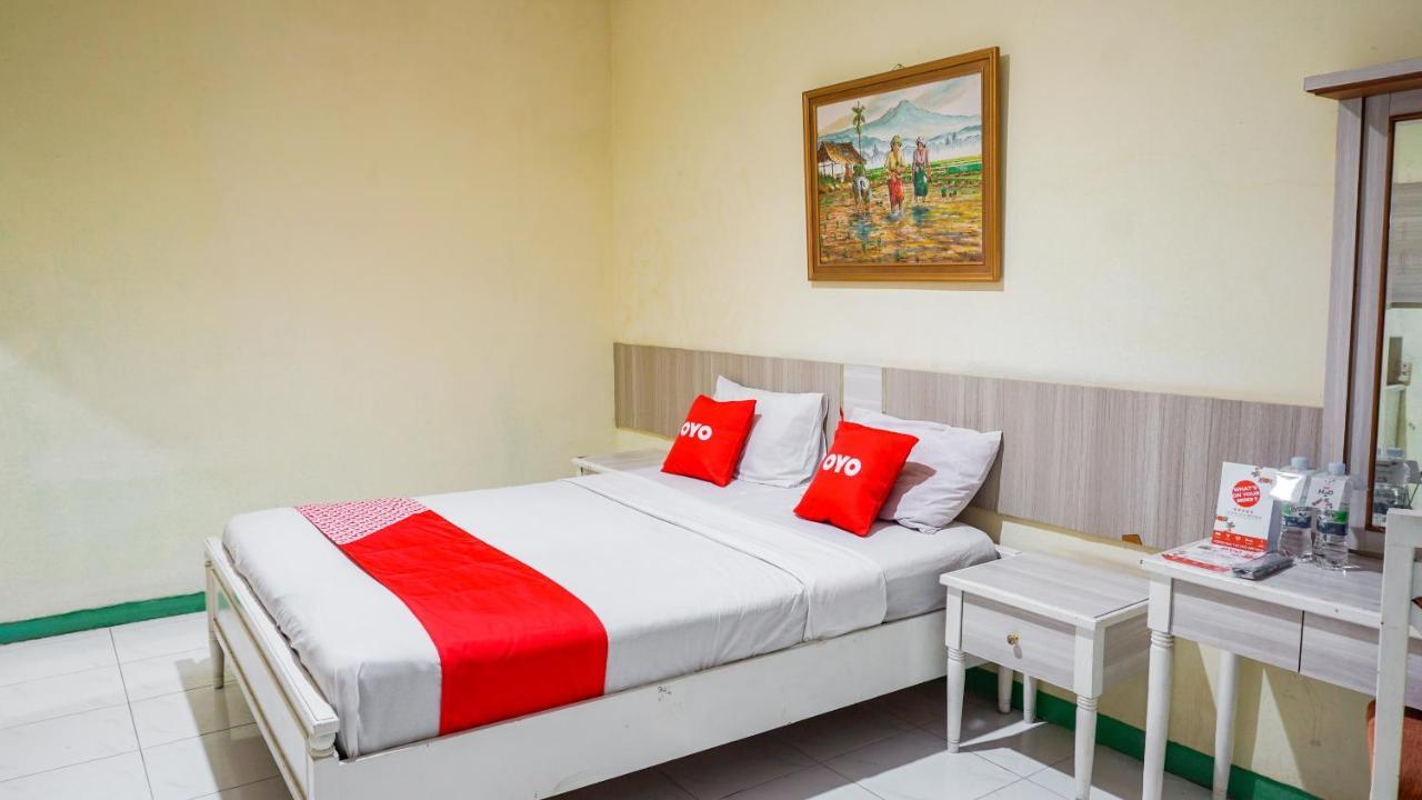 Oyo 2085 Chrysanta Hotel Bandung Kültér fotó