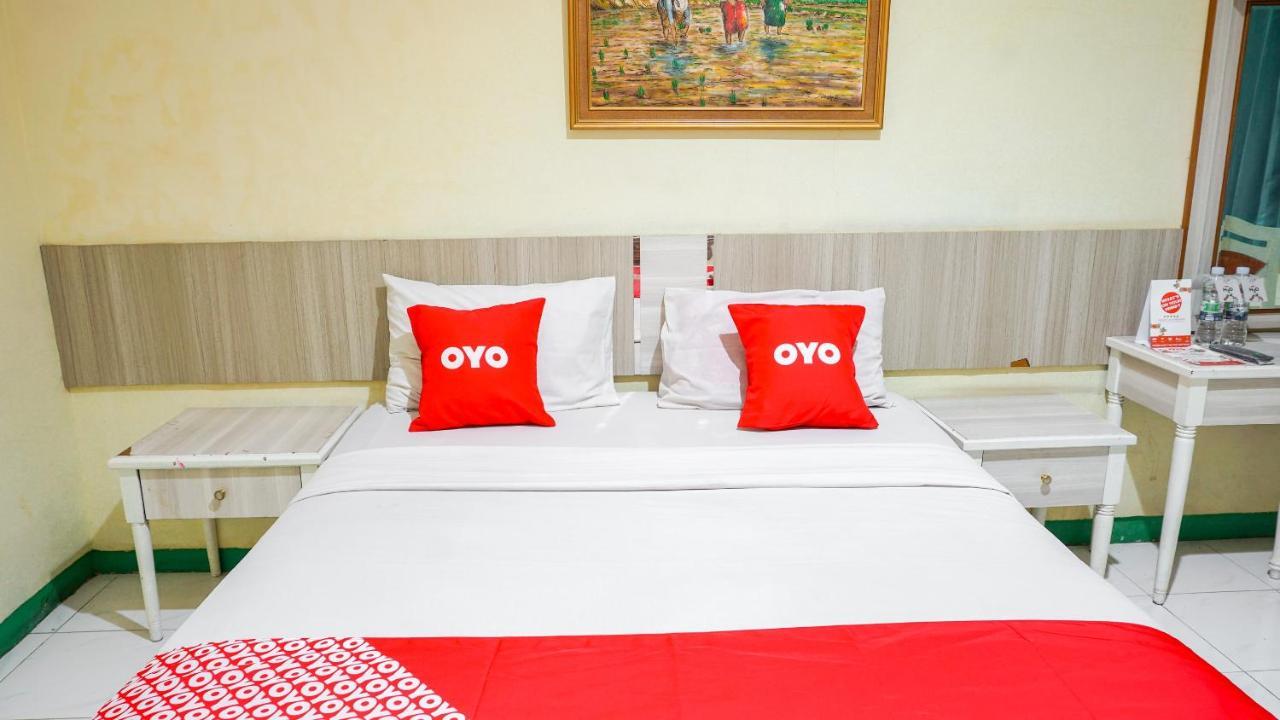Oyo 2085 Chrysanta Hotel Bandung Kültér fotó