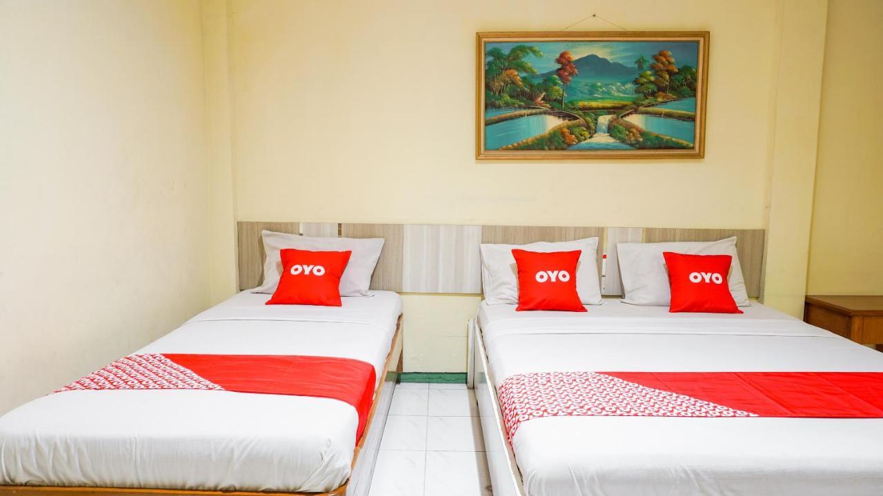 Oyo 2085 Chrysanta Hotel Bandung Kültér fotó