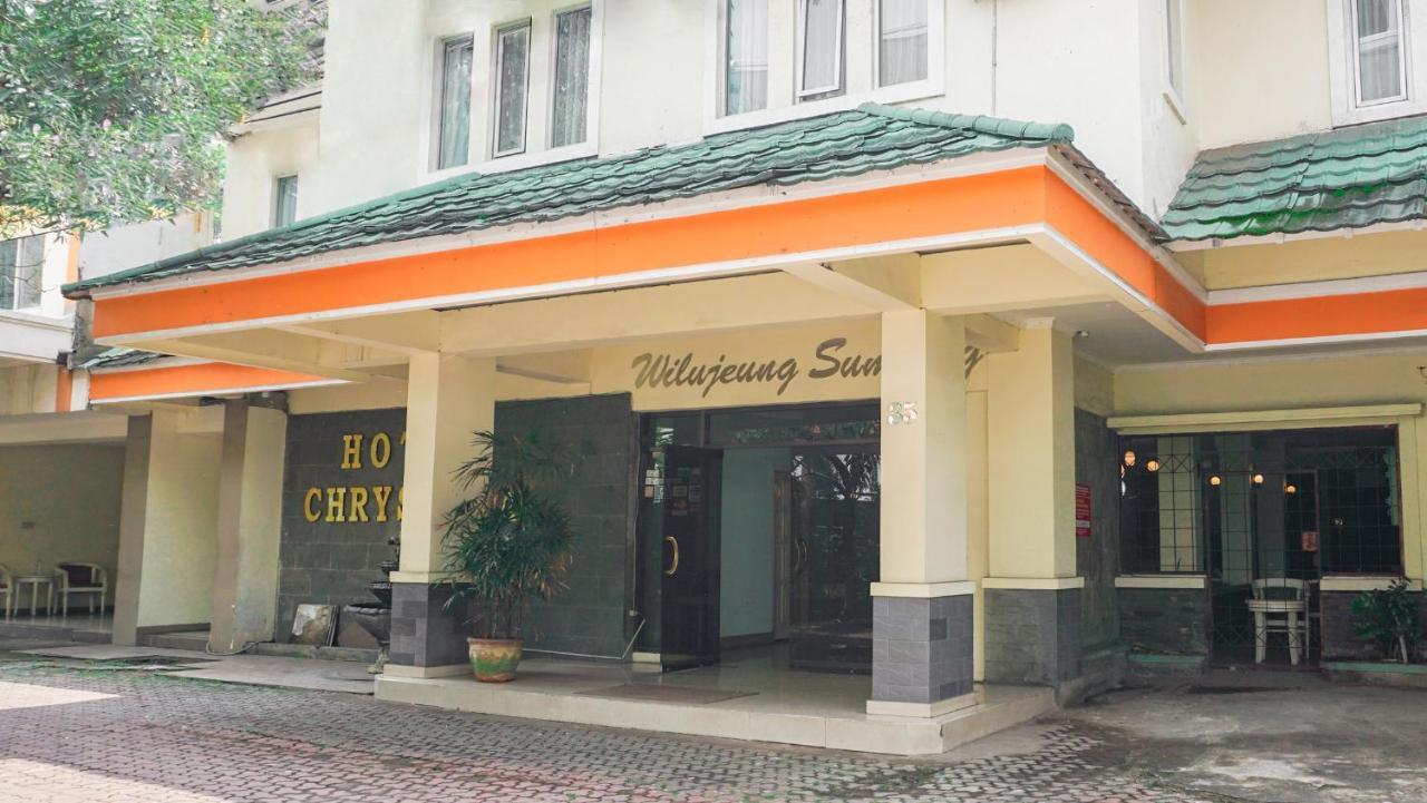 Oyo 2085 Chrysanta Hotel Bandung Kültér fotó
